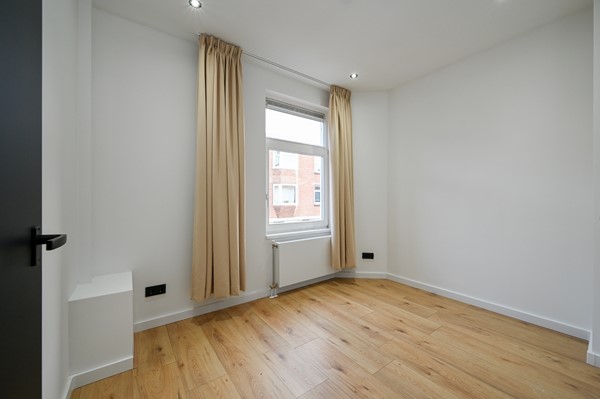 Medium property photo - Deimanstraat, 2522 BK Den Haag